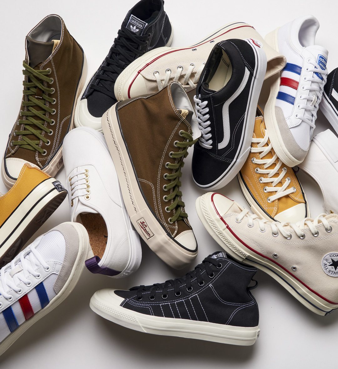 CANVAS SNEAKERS