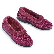 Non Slip Floral Design Slip-On Embossed Velvet Slippers