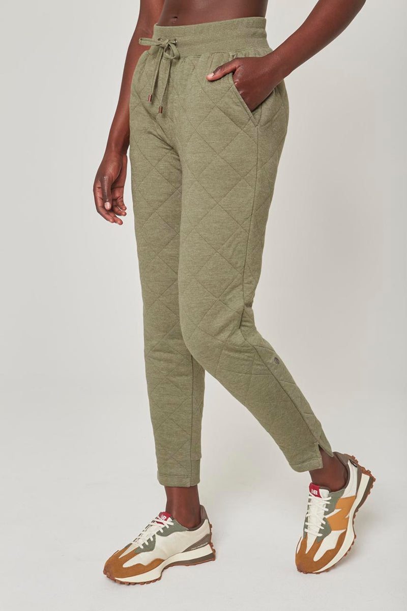 Aspire High-Waisted 27" Slim Leg Quilted Pant