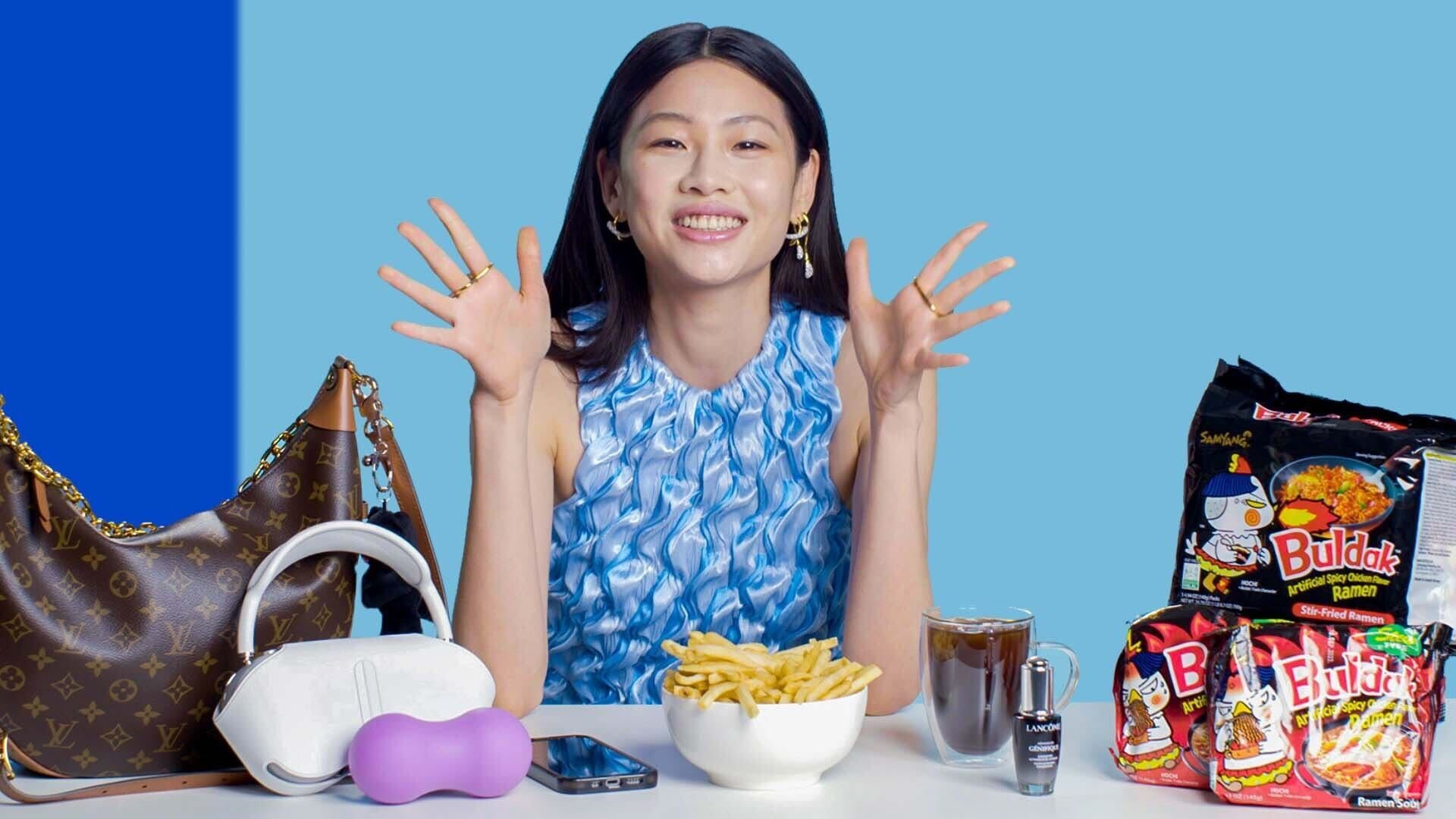 Video: 10 Things Hoyeon Can't Live Without