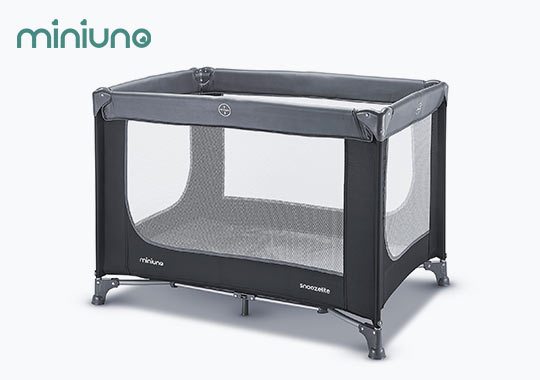 miniuno SnoozeLite Travel Cot in Dark Grey and Black