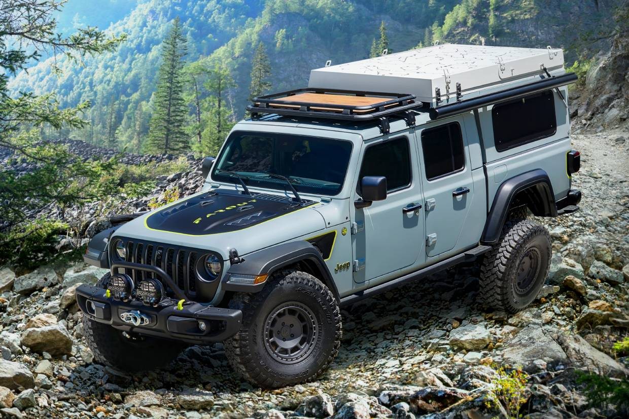 'Farout': Jeep Reveals Gnarly Gladiator Concept