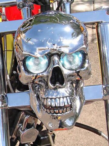 1PC LED Light Real Skull Skeleton Headlight Halloween Festival Decorative For Motorcycle Metal Skull Shape Motorcycle Head Beam Lamp Ornament