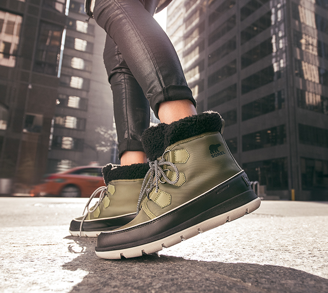 Sorel explorer carnival store green