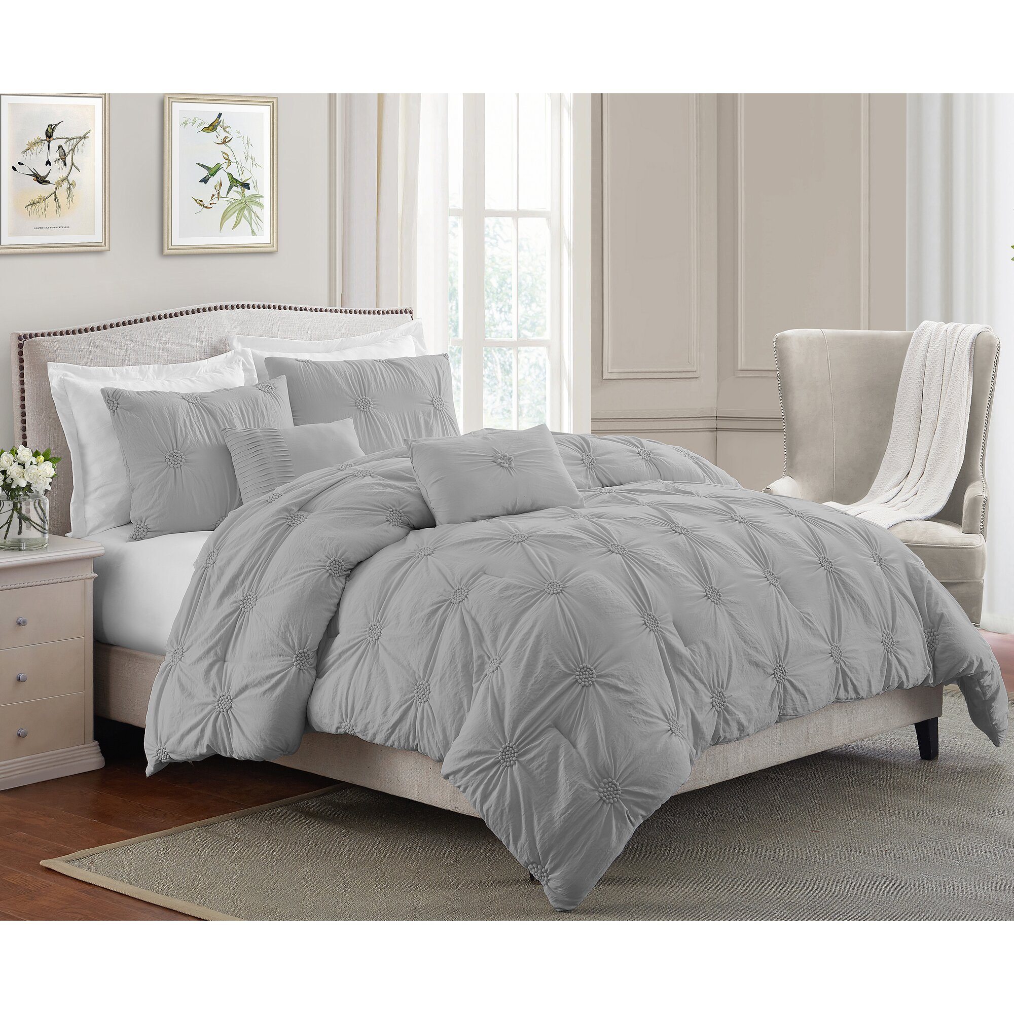 Beckman Luxurious Comforter Set