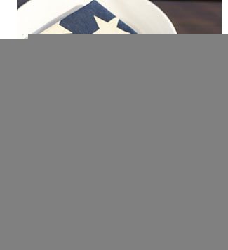 AMERICAN FLAG STARS NAPKIN SET >