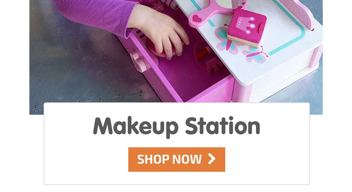 pretend and play makeup station