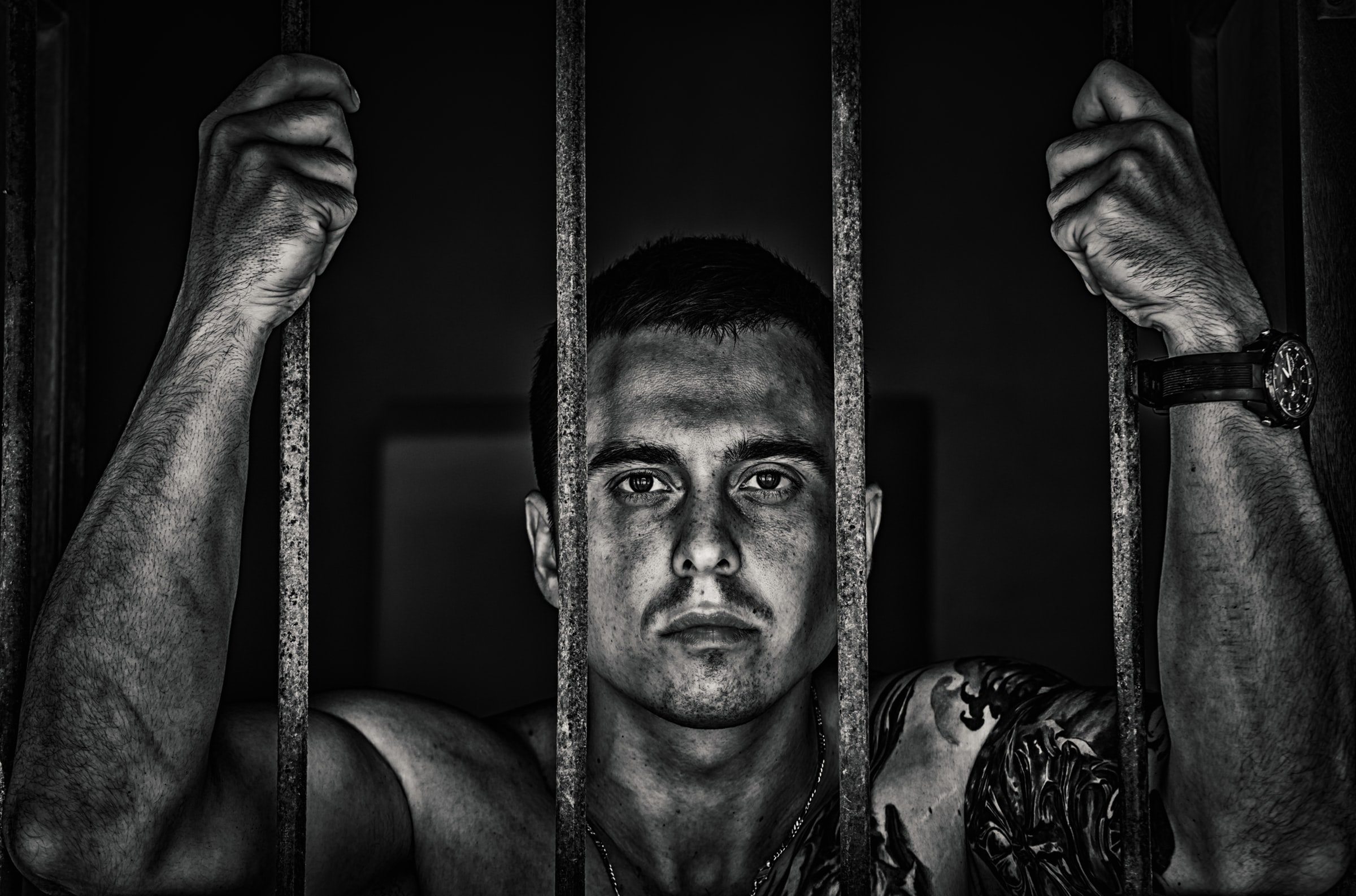 Quarantine Fitness: 'Prison-Style' Exercises You Can Do Anywhere
