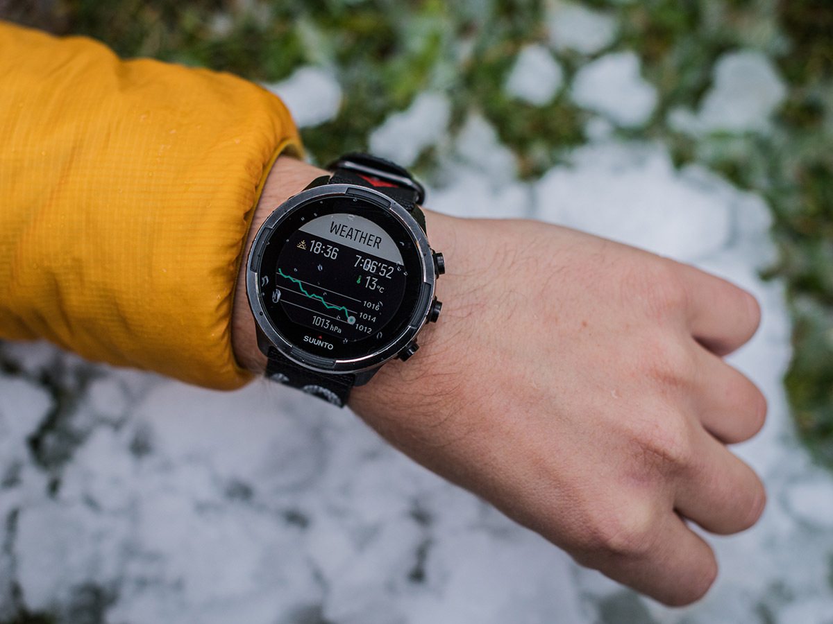 Get weather trends straight from your wrist.