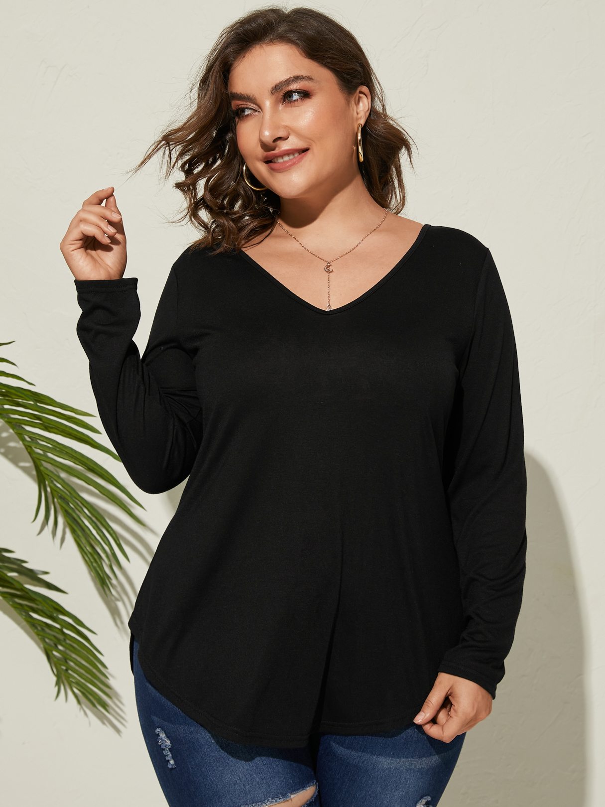 YOINS BASICS Plus Size V-neck Long Sleeves Tee