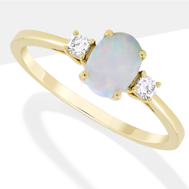 Oval-Cut Lab-Created Opal & Diamond Ring 1/10 ct tw 10K Yellow Gold