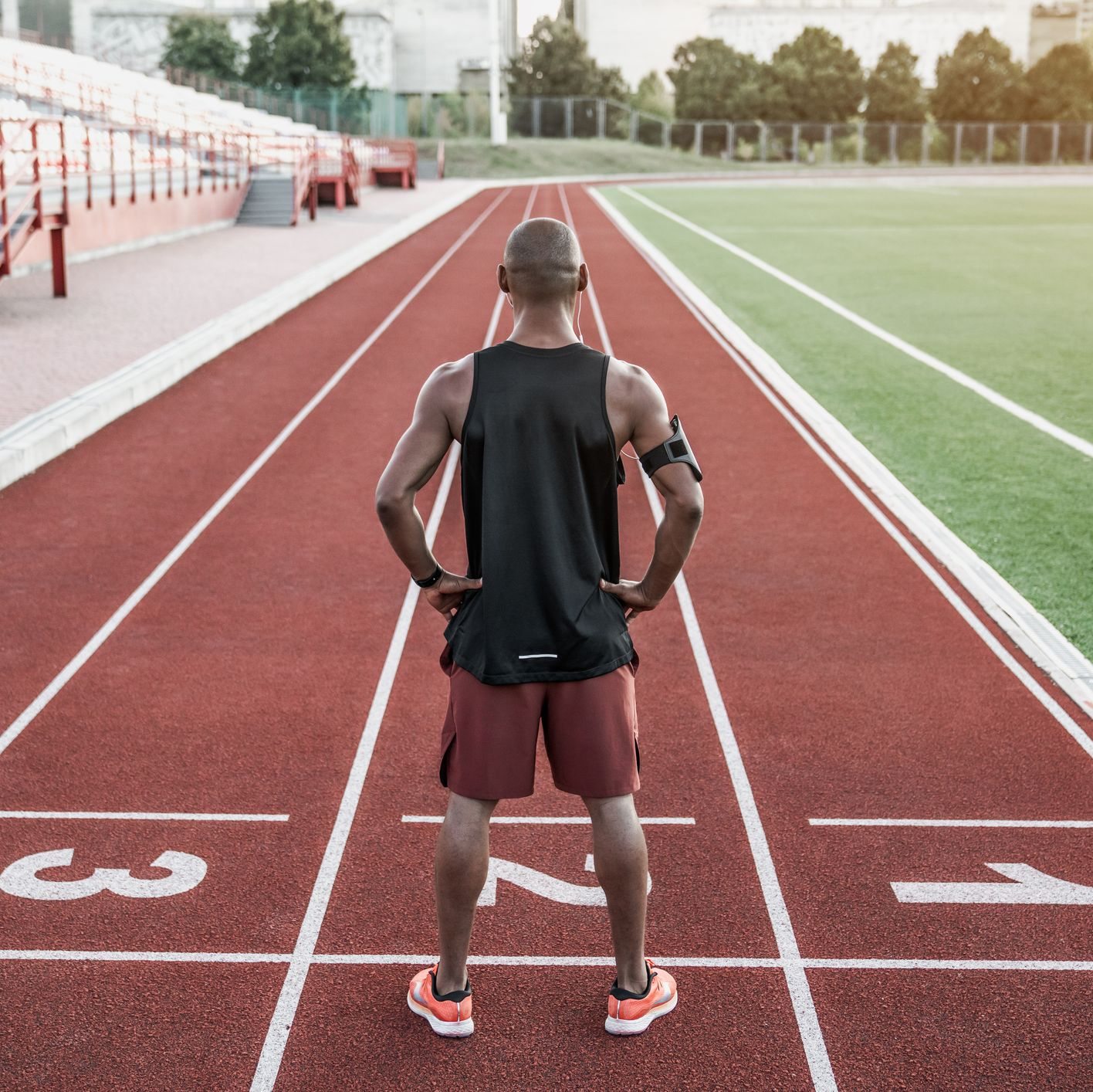 10 Sprint Workouts That Use Speed Intervals to Make You Faster