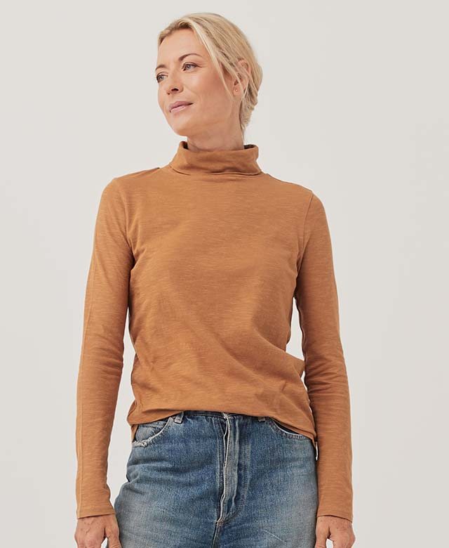 Tissue Slub Turtleneck