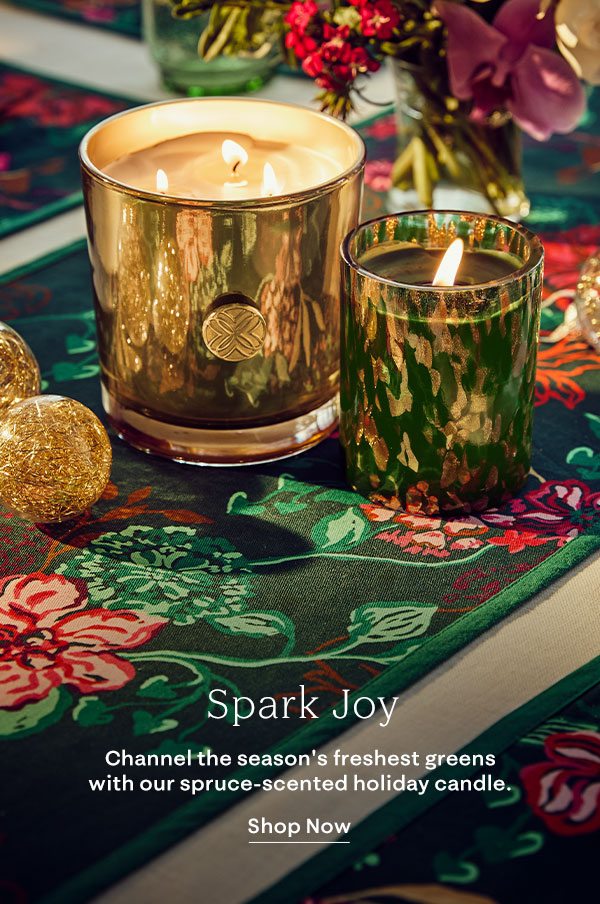 Spruce-scented holiday candle