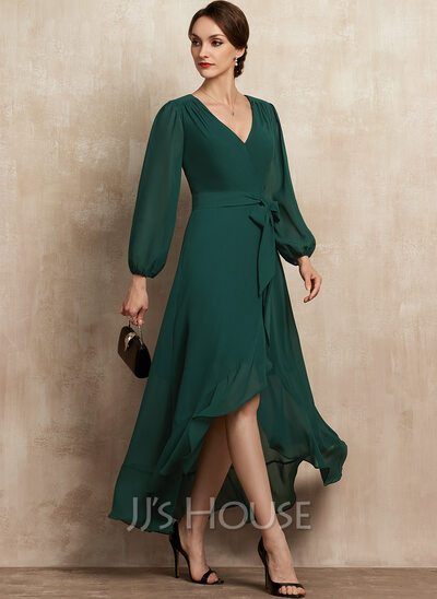 A-Line V-neck Asymmetrical Chiffon Cocktail Dress With Bow(s...