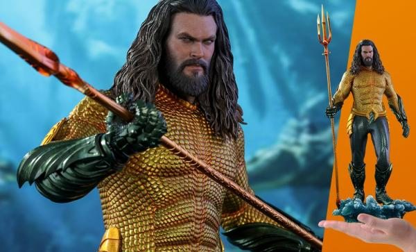 FREE US SHIPPING Aquaman Sixth Scale Figure by Hot Toys