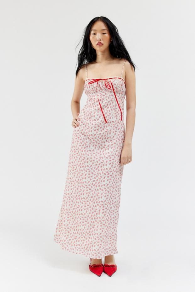 Kiss The Sky Stealing Bea Floral Maxi Dress